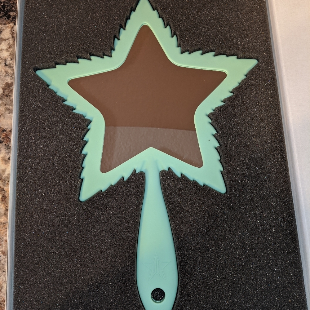 Jeffree Star 420 Soft Touch Mint Mirror